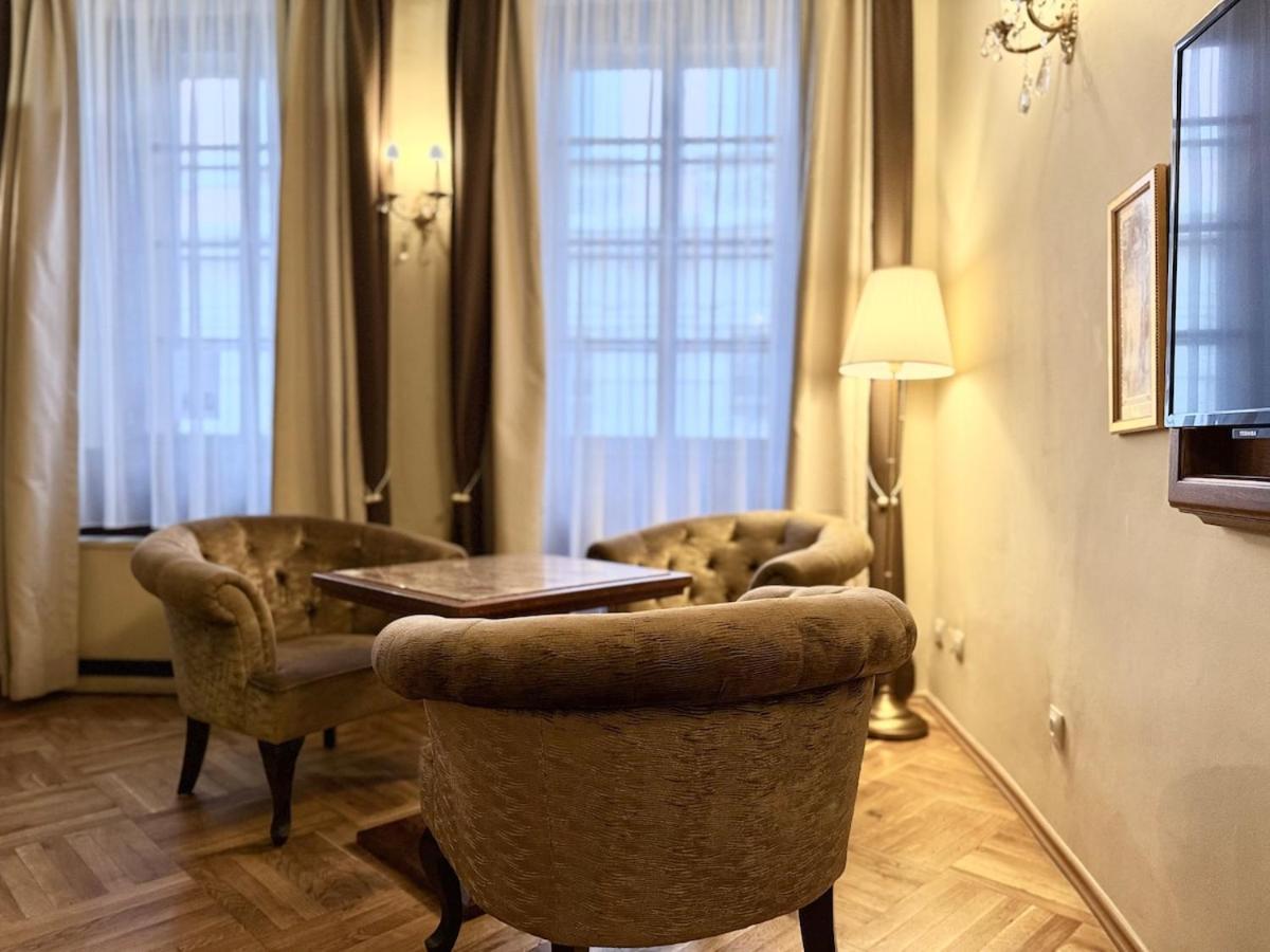 Traditional Prague Apartment Екстериор снимка